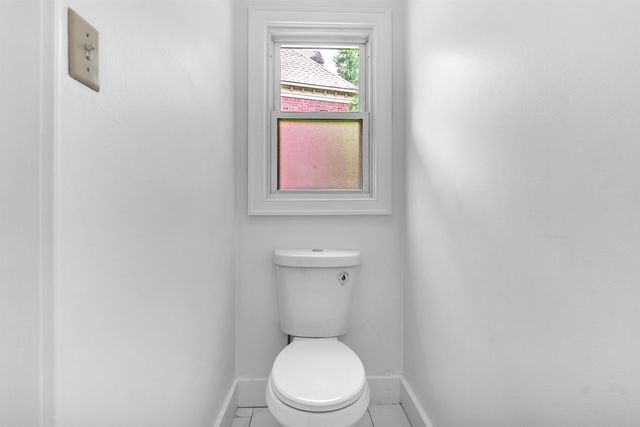 8756 RIVERWOOD FARMS PKY, Memphis, TN 38016