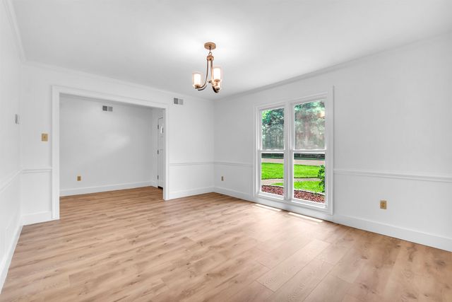 8756 RIVERWOOD FARMS PKY, Memphis, TN 38016