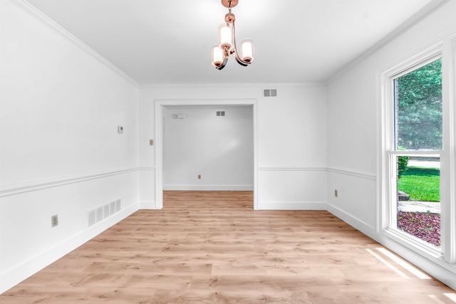 8756 RIVERWOOD FARMS PKY, Memphis, TN 38016