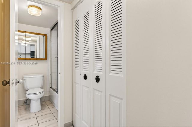 5801 NW 62nd Ave 106, Tamarac, FL 33319