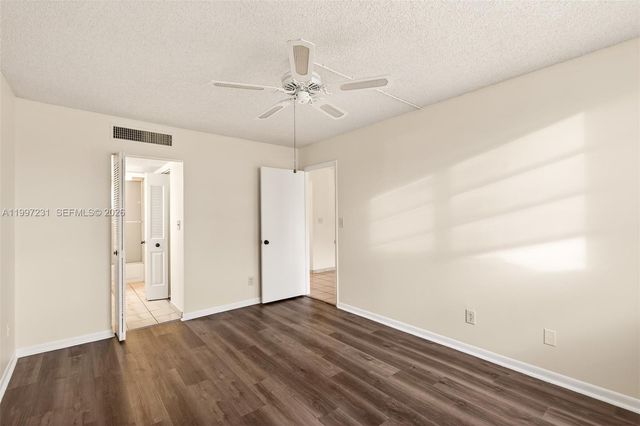 5801 NW 62nd Ave 106, Tamarac, FL 33319