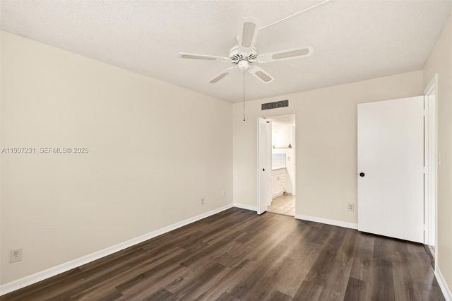 5801 NW 62nd Ave 106, Tamarac, FL 33319