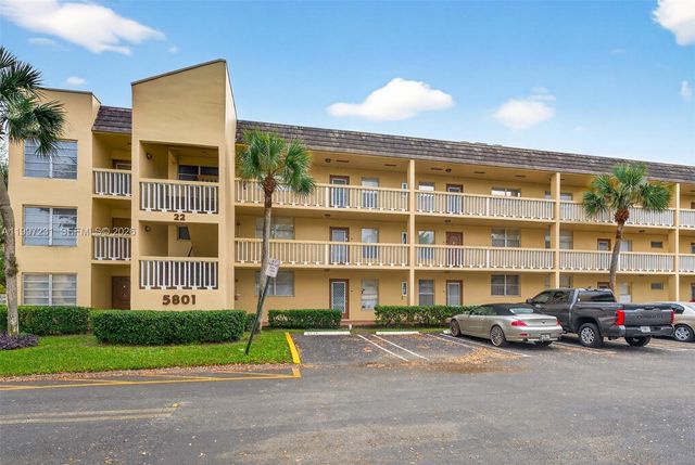 5801 NW 62nd Ave 106, Tamarac, FL 33319
