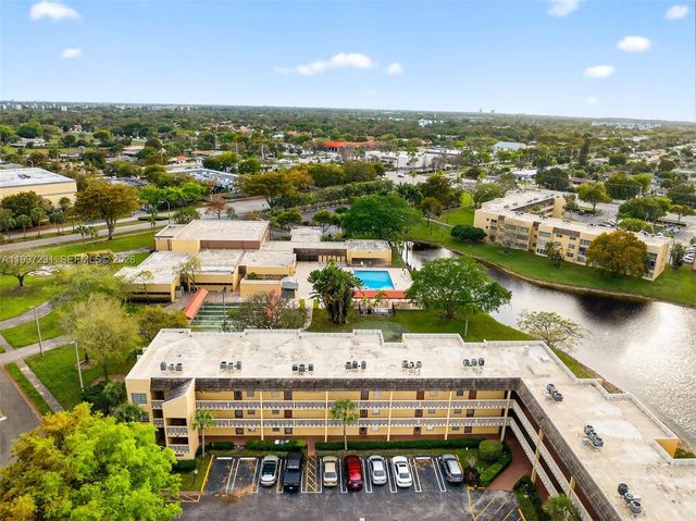 5801 NW 62nd Ave 106, Tamarac, FL 33319