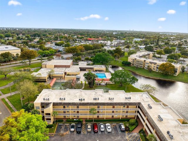 5801 NW 62nd Ave 106, Tamarac, FL 33319