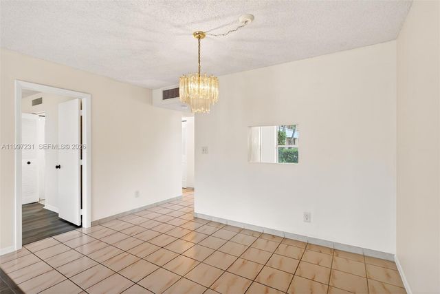5801 NW 62nd Ave 106, Tamarac, FL 33319