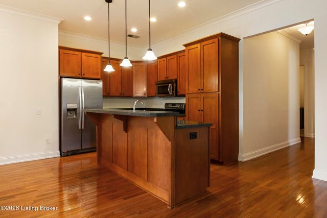 9509 Delphinium St 102, Prospect, KY 40059