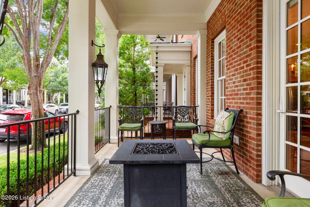 9509 Delphinium St 102, Prospect, KY 40059