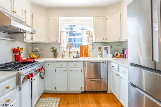 250 Old Short Hills Rd, Millburn Twp., NJ 07078