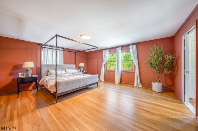 250 Old Short Hills Rd, Millburn Twp., NJ 07078