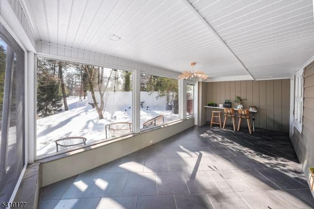 250 Old Short Hills Rd, Millburn Twp., NJ 07078