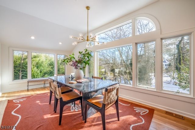 250 Old Short Hills Rd, Millburn Twp., NJ 07078