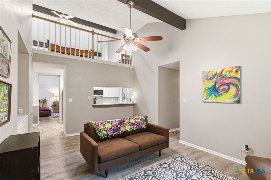 Image 13 of property listing at 805 Santa Fe, Victoria, TX 77904