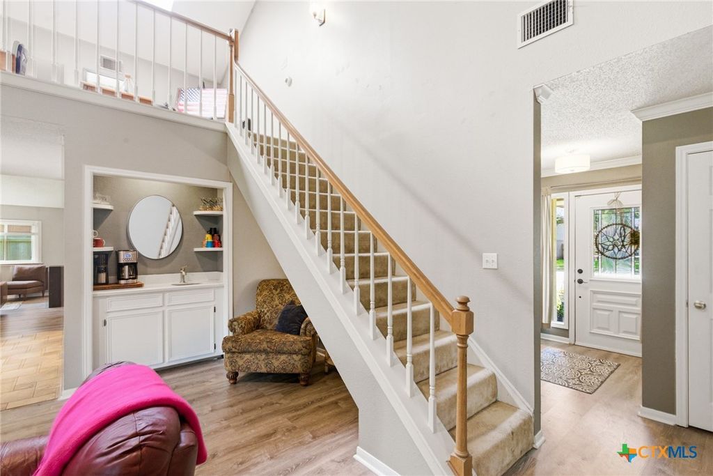 Image 26 of property listing at 805 Santa Fe, Victoria, TX 77904
