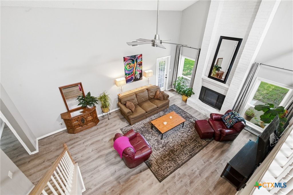 Image 28 of property listing at 805 Santa Fe, Victoria, TX 77904