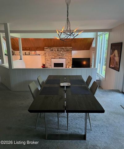 6302 Shadow Wood Ct, Prospect, KY 40059