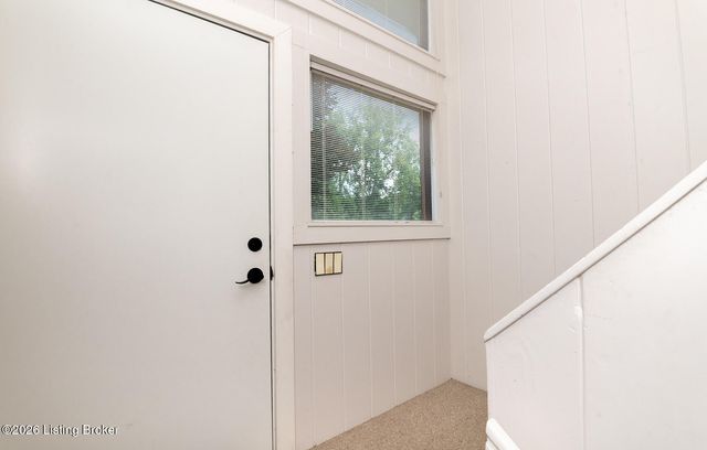 6302 Shadow Wood Ct, Prospect, KY 40059