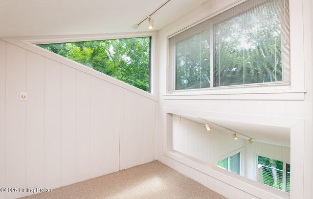 6302 Shadow Wood Ct, Prospect, KY 40059