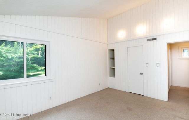 6302 Shadow Wood Ct, Prospect, KY 40059