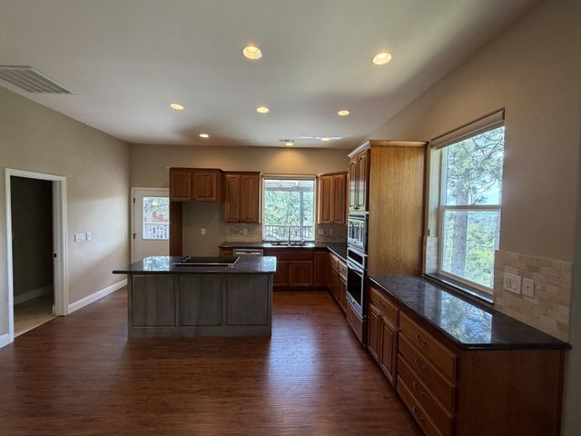 1472 Nesting Way, Placerville, CA 95667