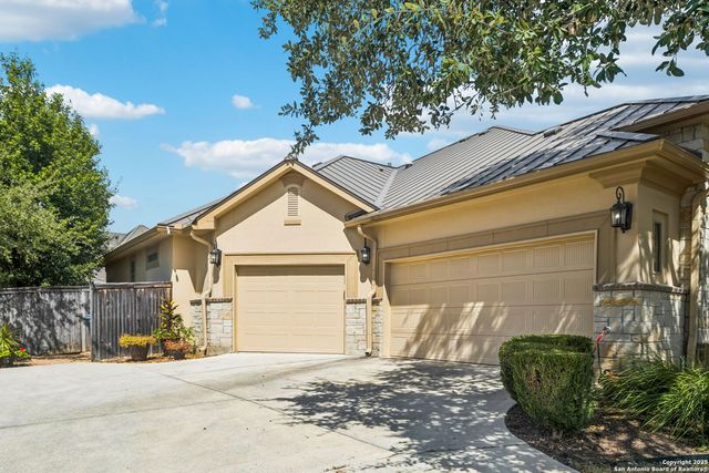 211 Granville Way, Shavano Park, TX 78231