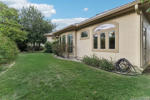211 Granville Way, Shavano Park, TX 78231