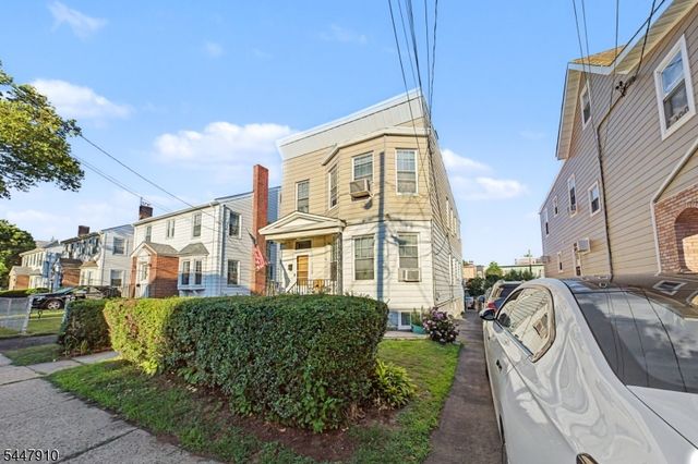 322 Hickory St, Kearny Town, NJ 07032