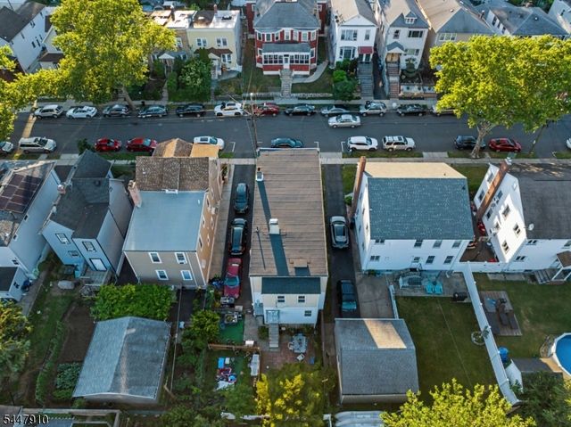 322 Hickory St, Kearny Town, NJ 07032