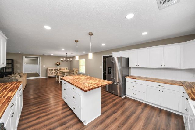 526 County Road 4321, Dayton, TX 77535