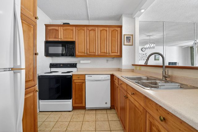 3540 S Ocean Boulevard 604, South Palm Beach, FL 33480