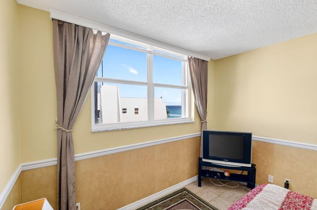 3540 S Ocean Boulevard 604, South Palm Beach, FL 33480