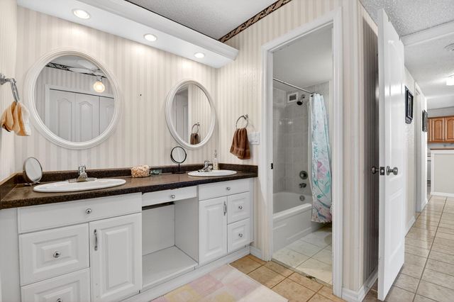 3540 S Ocean Boulevard 604, South Palm Beach, FL 33480