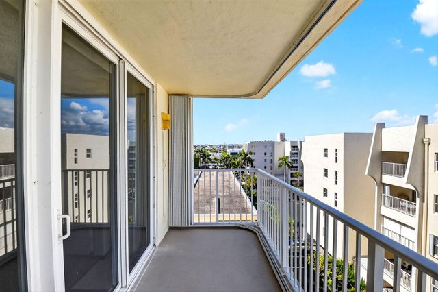 3540 S Ocean Boulevard 604, South Palm Beach, FL 33480