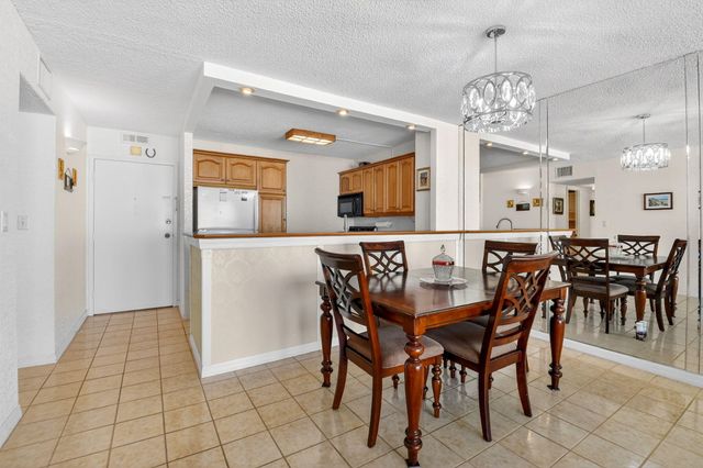 3540 S Ocean Boulevard 604, South Palm Beach, FL 33480