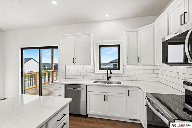 833 W El Alameda Street, Lincoln, NE 68523