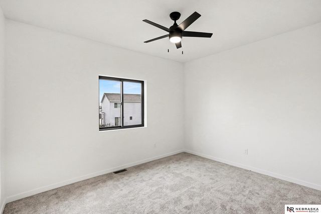 833 W El Alameda Street, Lincoln, NE 68523