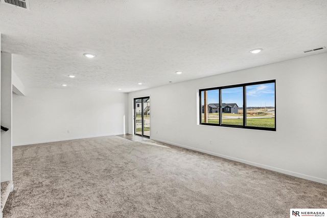 833 W El Alameda Street, Lincoln, NE 68523