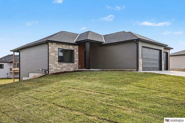 833 W El Alameda Street, Lincoln, NE 68523