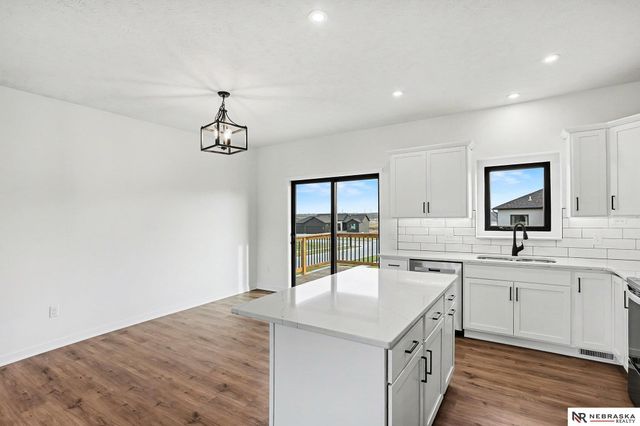 833 W El Alameda Street, Lincoln, NE 68523