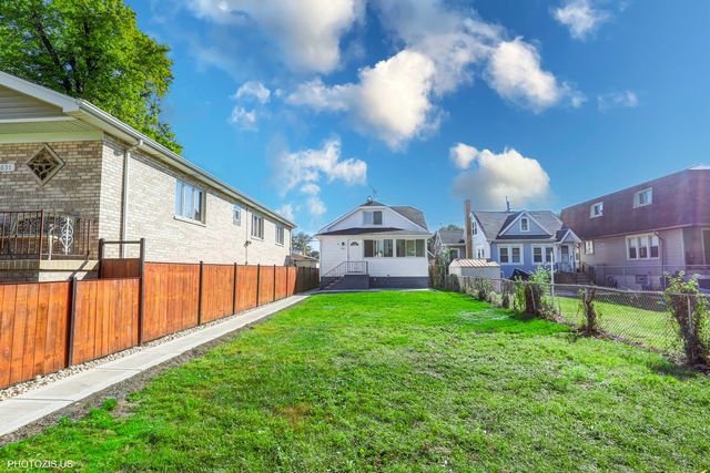 3649 N Overhill Avenue, Chicago, IL 60634