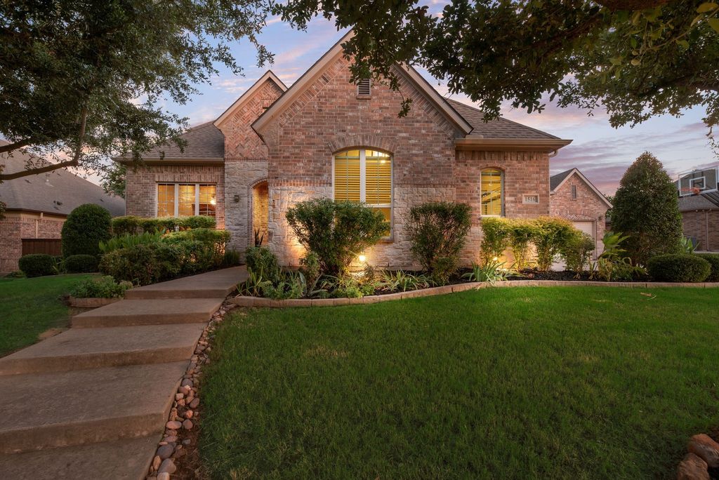 1516 Silverleaf Drive, Keller, TX 76248