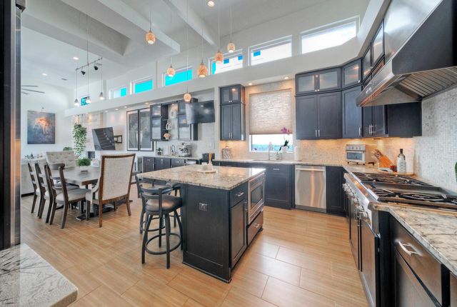 106 Bisset CT, Austin, TX 78738