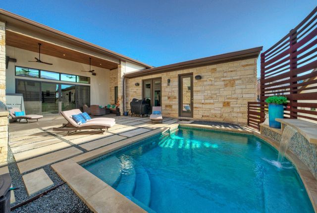 106 Bisset CT, Austin, TX 78738