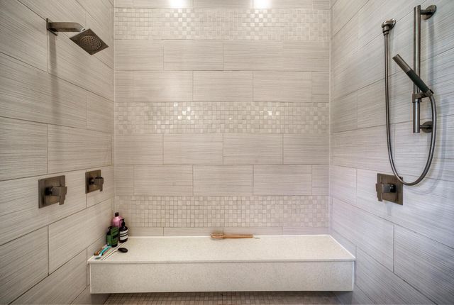 106 Bisset CT, Austin, TX 78738