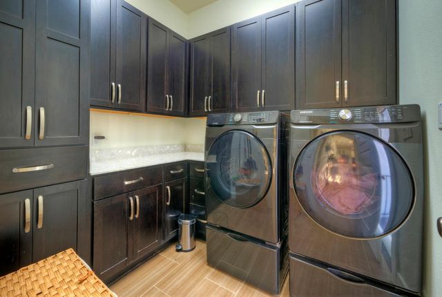 106 Bisset CT, Austin, TX 78738