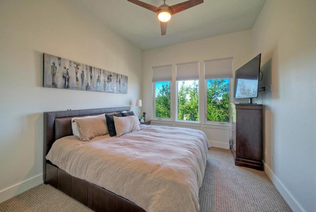 106 Bisset CT, Austin, TX 78738