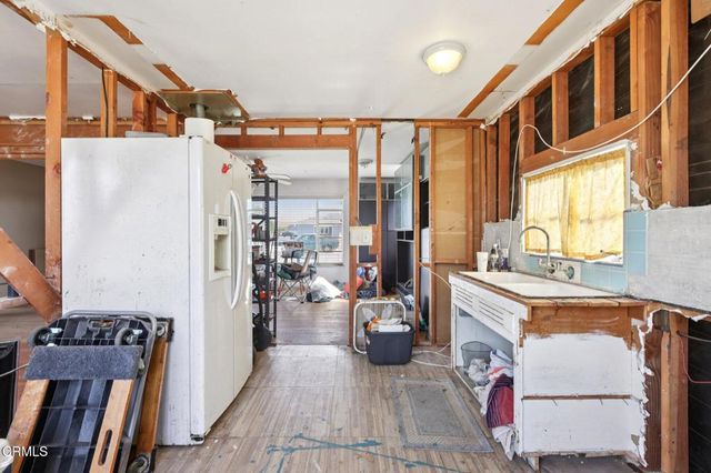 139 Stanford Avenue, Oxnard, CA 93036