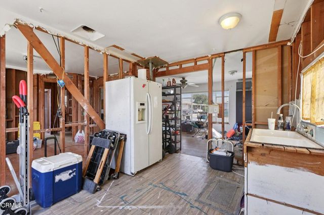 139 Stanford Avenue, Oxnard, CA 93036