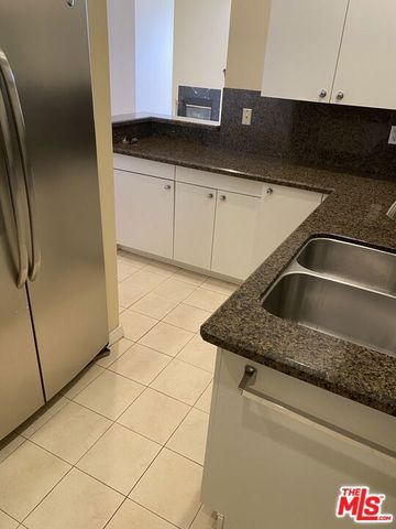 10432 Eastborne Avenue 304, Los Angeles, CA 90024