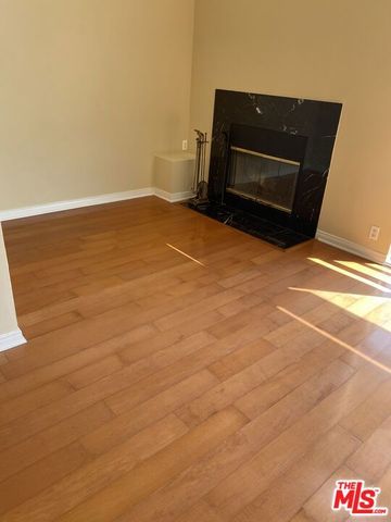 10432 Eastborne Avenue 304, Los Angeles, CA 90024